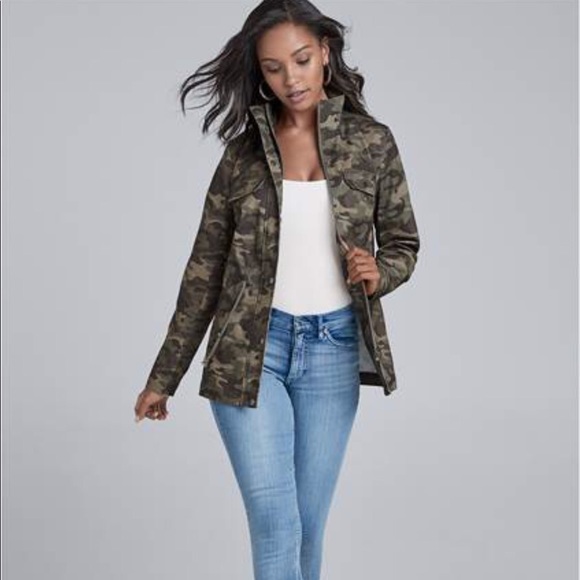 Ci Sono Jackets & Blazers - Camouflage Button Down Jacket with Cinched Waist Size S